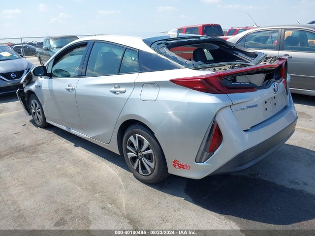Toyota Prius Prime Premium 2017 JTDKARFP8H3041033 Image 3