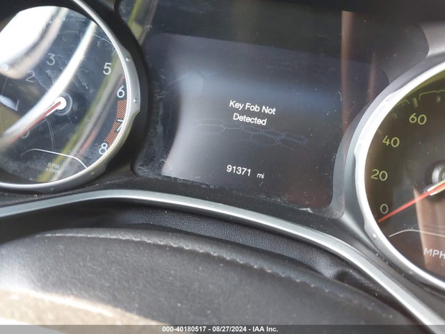 3C4NJCCB7LT170817 Jeep Compass Limited Fwd
