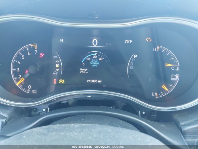 1C4RJEAG4KC819947 Jeep Grand Cherokee Altitude 4x2