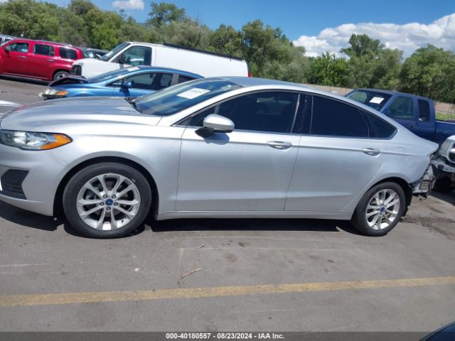 3FA6P0LUXKR208125 Ford Fusion Hybrid Se
