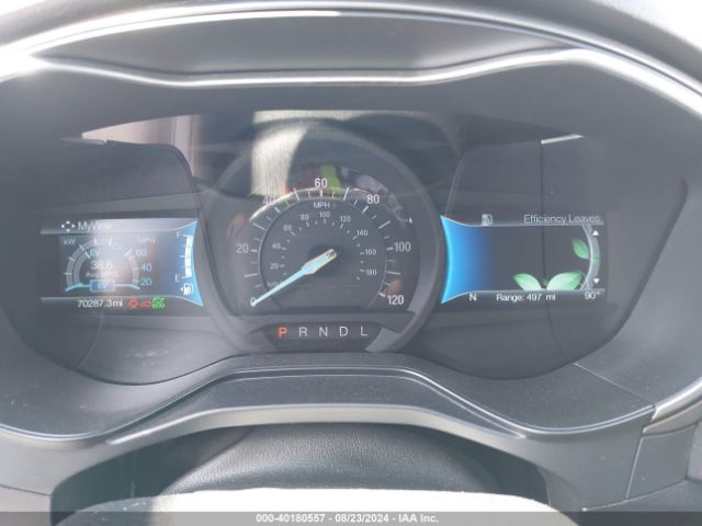 3FA6P0LUXKR208125 Ford Fusion Hybrid Se