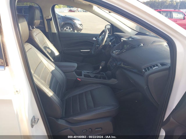 Ford Escape Titanium 2018 1FMCU0J92JUA51441 Image 5