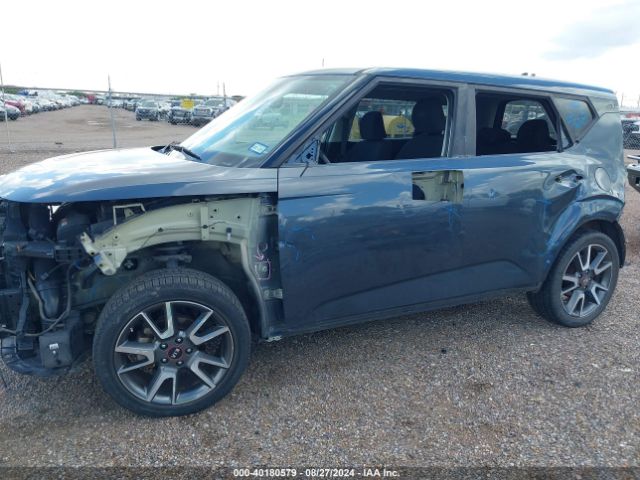 KNDJ63AU8L7015279 KIA Soul Gt-line