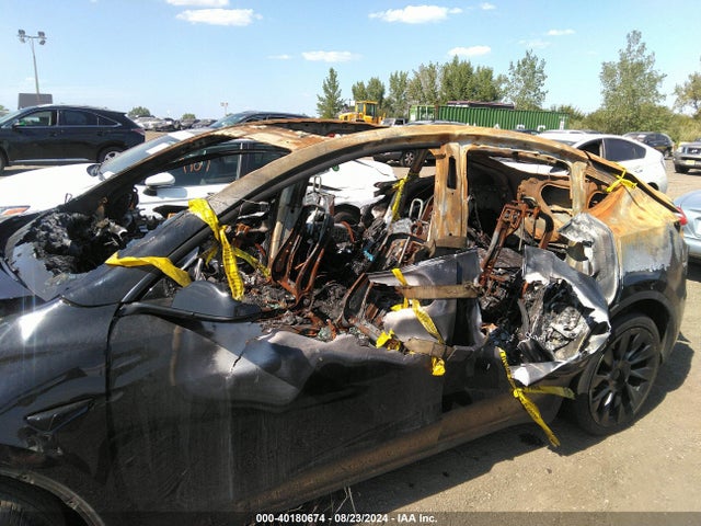 2022 TESLA MODEL Y 7SAYGDEE2NA008975 Photo 5