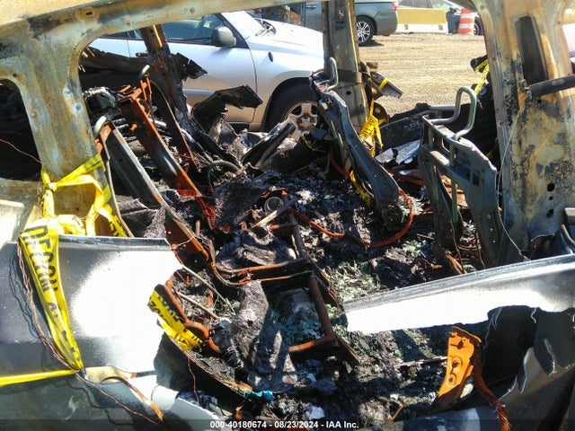 2022 TESLA MODEL Y 7SAYGDEE2NA008975 Photo 7