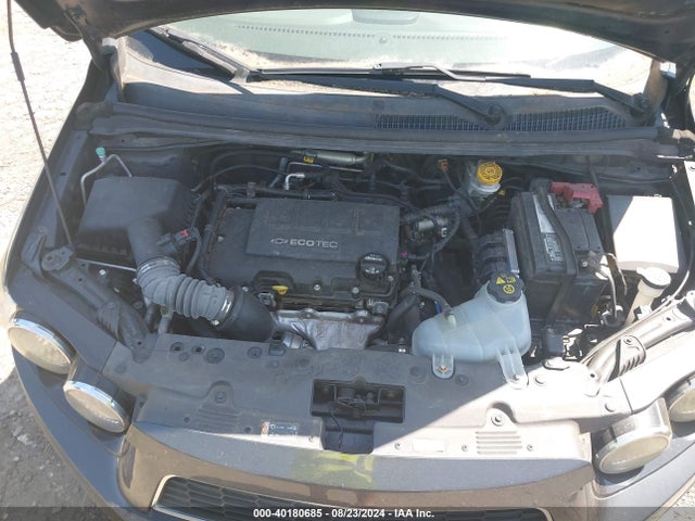 Chevrolet Sonic Lt Auto 2015 1G1JC5SB8F4130951 Image 6