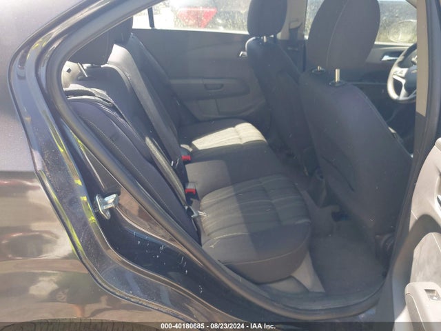 Chevrolet Sonic Lt Auto 2015 1G1JC5SB8F4130951 Image 8