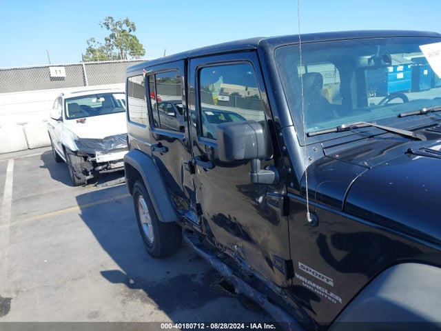 1C4BJWDG0FL666914 Jeep Wrangler Unlimited Sport