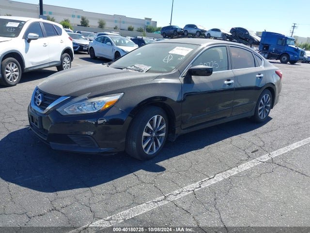 Nissan Altima 2.5 S 2017 1N4AL3AP1HN304936 Image 2