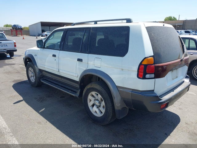 2001 MITSUBISHI MONTERO SPORT JA4MT31H11P012028 Photo 2