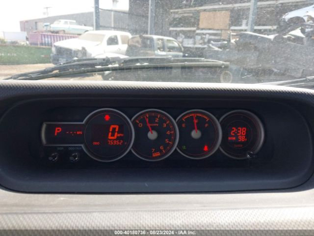 JTLZE4FE9FJ081316 Scion Xb 686 Parklan Edition