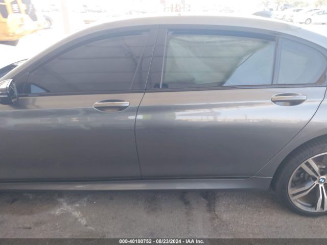 WBA7F0C53KGM25305 BMW 750i