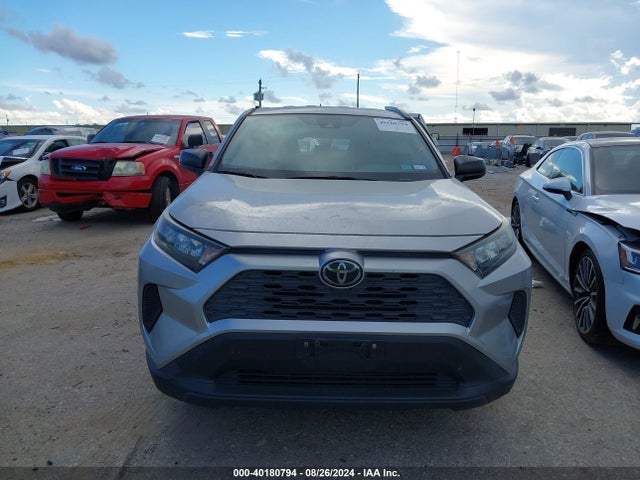 Toyota RAV4 LE 2019 JTMH1RFV5KJ005828 Image 11