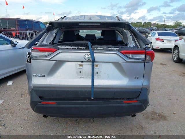 Toyota RAV4 LE 2019 JTMH1RFV5KJ005828 Image 15