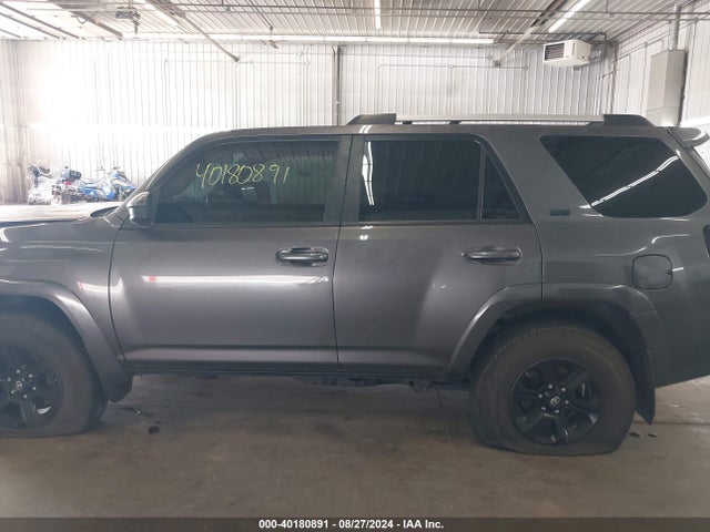 Toyota 4RUNNER SR5 2019 JTEBU5JR5K5637846 Image 15