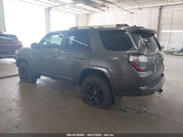 Toyota 4RUNNER SR5 2019 JTEBU5JR5K5637846 Image 3