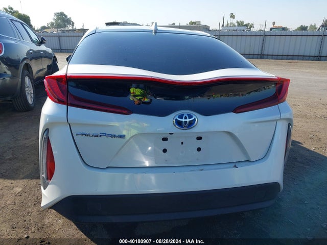 Toyota Prius Prime Premium 2017 JTDKARFP7H3007665 Image 16