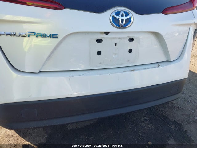 Toyota Prius Prime Premium 2017 JTDKARFP7H3007665 Image 17