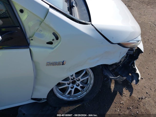 Toyota Prius Prime Premium 2017 JTDKARFP7H3007665 Image 21