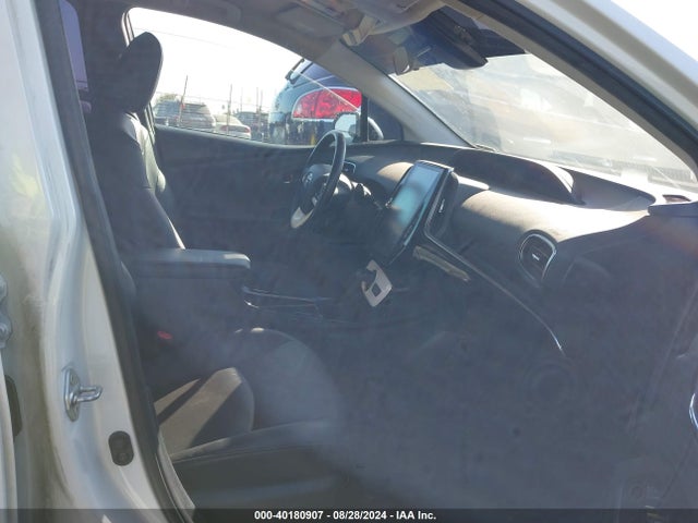 Toyota Prius Prime Premium 2017 JTDKARFP7H3007665 Image 5