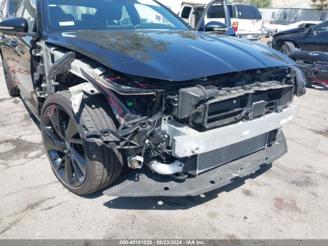 KMTG34TA1PU123022 Genesis G70 2.0t Awd