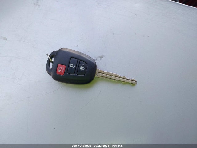 Toyota RAV4 LE 2014 JTMBFREV2ED091417 Image 11