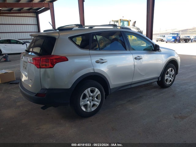 Toyota RAV4 LE 2014 JTMBFREV2ED091417 Image 4