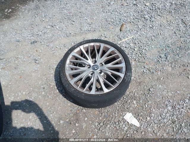 4T1B21HK1JU501533 Toyota Camry Hybrid Xle