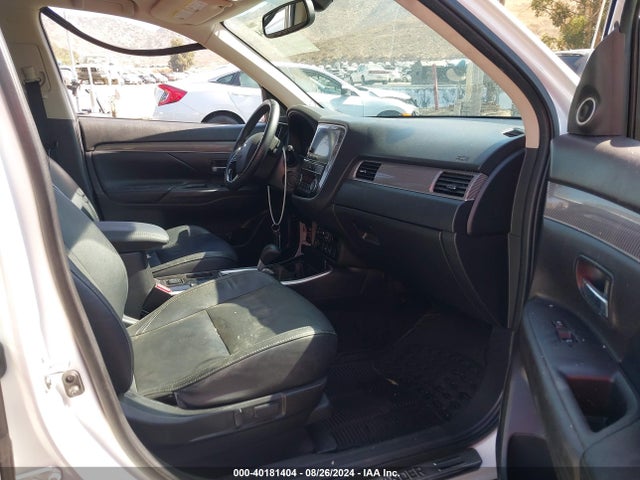 2019 MITSUBISHI OUTLANDER JA4AD3A36KZ007272 Photo 4
