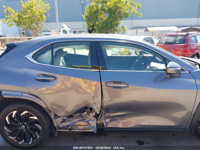 JTHP9JBH4L2026377 Lexus UX 250H