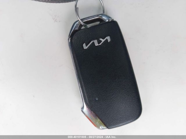 3KPF44AC1PE527190 KIA Forte Gt Manual