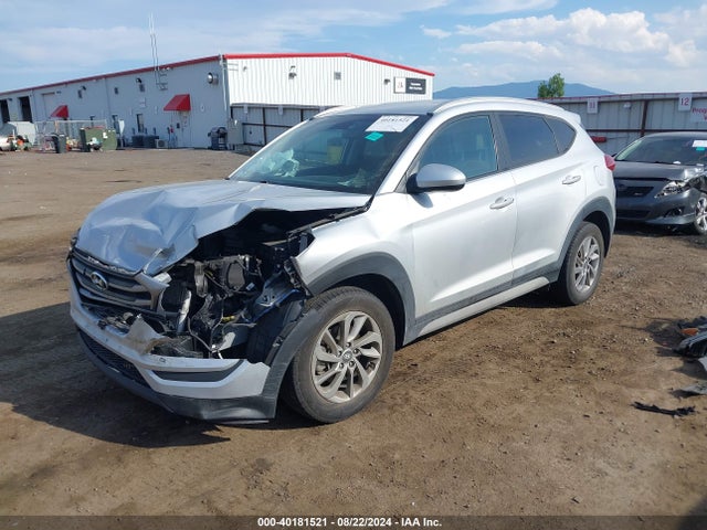 Hyundai TUCSON SEL 2018 KM8J3CA45JU771266 Image 2