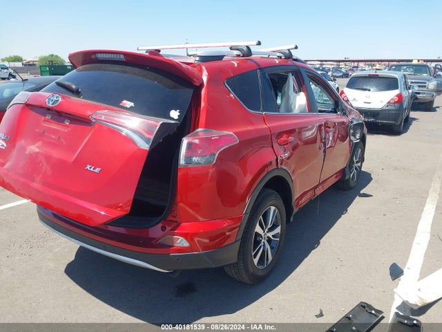 Toyota Rav4 Xle 2016 JTMWFREV1GJ063131 Image 4