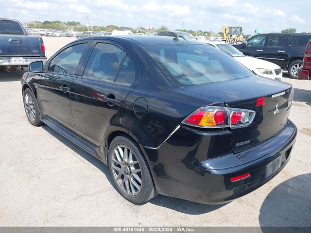 2011 MITSUBISHI LANCER JA32U2FU6BU022162 Photo 2