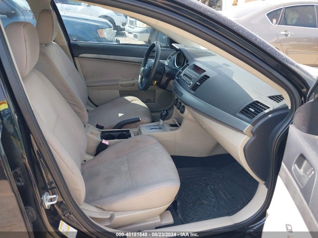 2011 MITSUBISHI LANCER JA32U2FU6BU022162 Photo 4