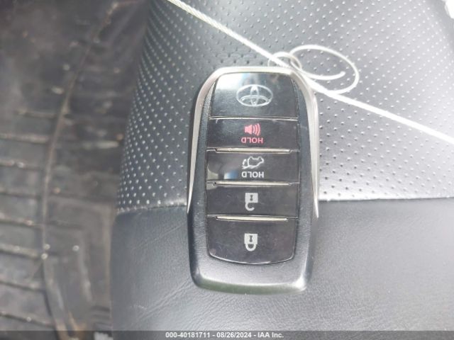 2021 TOYOTA LAND CRUISER JTMCY7AJ9M4105642 Photo 10