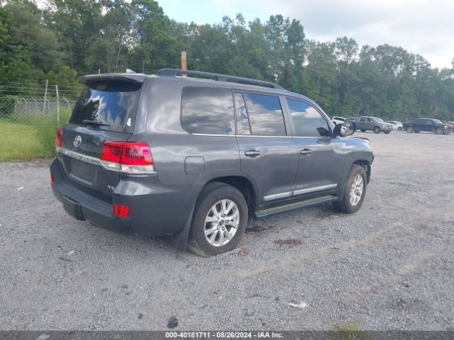 2021 TOYOTA LAND CRUISER JTMCY7AJ9M4105642 Photo 3