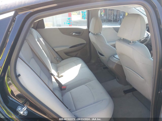 Chevrolet Malibu 1fl 2019 1G1ZC5ST2KF210370 Image 8