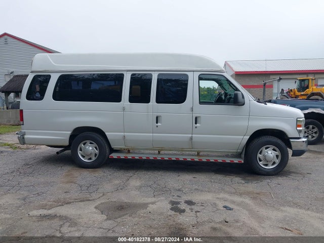 Ford E-250 Commercial 2014 1FTNS2EW5EDA35853 Image 13