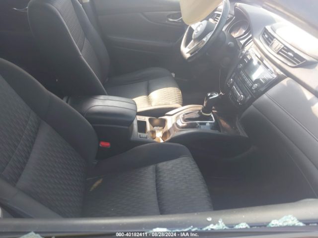 JN8AT2MT0HW403291 Nissan ROGUE SV