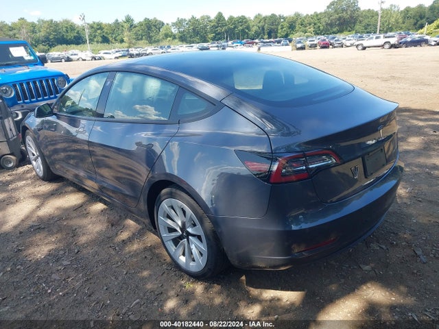 Tesla Model 3 Long Range Dual Motor All-wheel Drive 2022 5YJ3E1EB9NF354980 Image 3