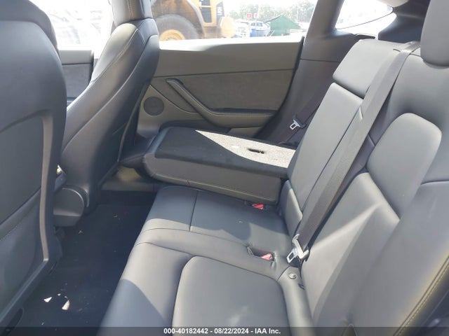 2021 TESLA MODEL Y 5YJYGDEE4MF198938 Photo 7