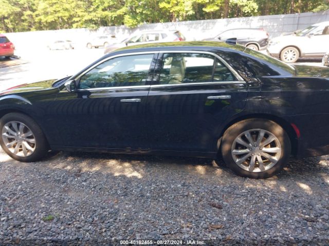 2C3CCAKG3JH154238 Chrysler 300 Limited Awd