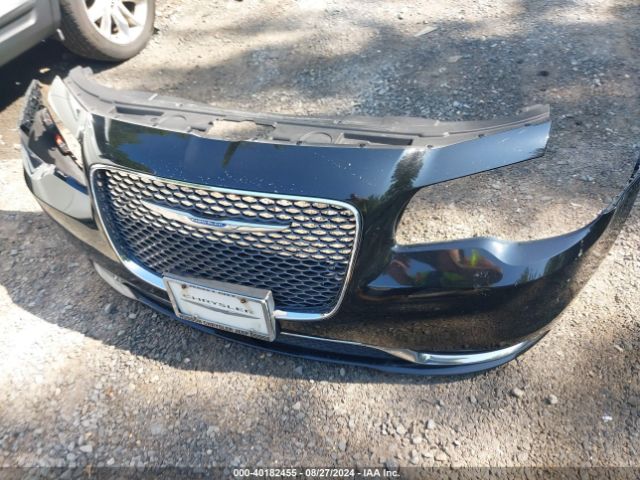 2C3CCAKG3JH154238 Chrysler 300 Limited Awd