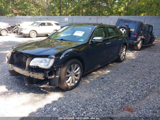 2C3CCAKG3JH154238 Chrysler 300 Limited Awd
