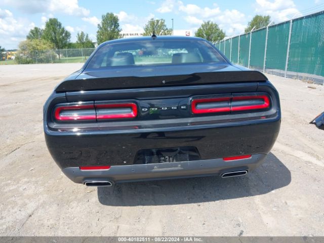 2C3CDZAG3GH289340 Dodge Challenger Sxt Plus
