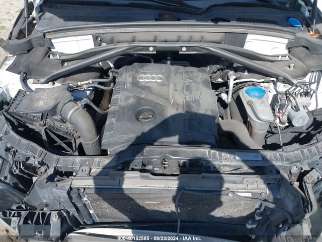 Audi Q5 2.0t Premium 2017 WA1C2AFPXHA051748 Image 10