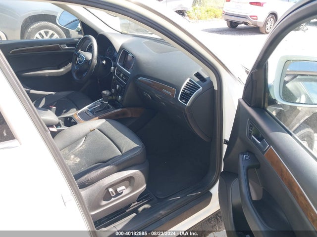 Audi Q5 2.0t Premium 2017 WA1C2AFPXHA051748 Image 5