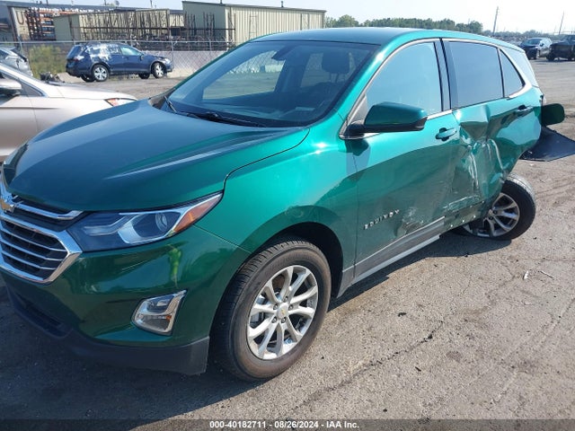 Chevrolet EQUINOX LT 2018 2GNAXSEV3J6275121 Image 2