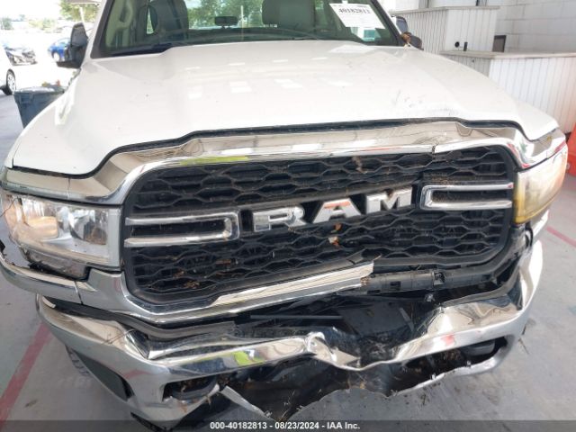 3C6UR5CJ0KG649425 RAM 2500 Tradesman  4x4 6'4 Box